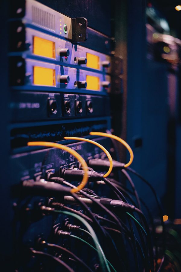 pexels-josh-sorenson-1054397